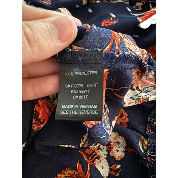 Moa Moa Women’s Floral Blouse Navy Blue Red Long Sleeve Tie Cuffs Size Medium - Picture 7 of 8